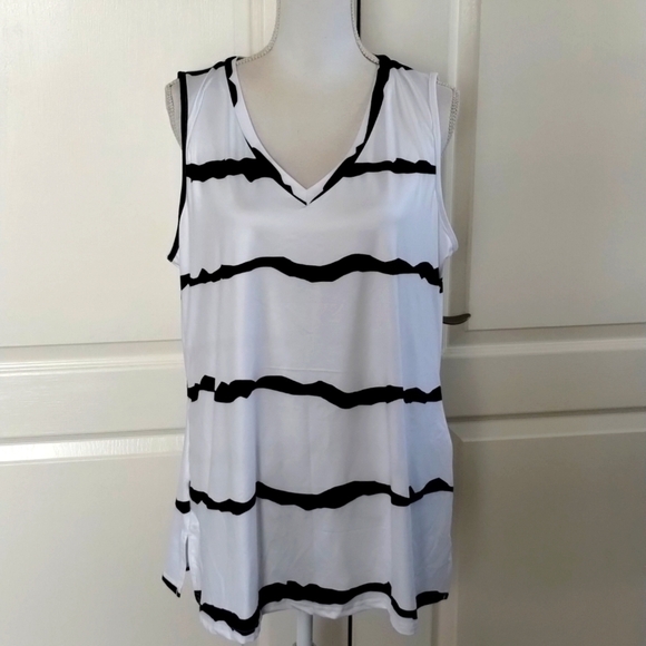 Fantaslook women's size XL sleeveless black and white blouse new - Picture 1 of 10